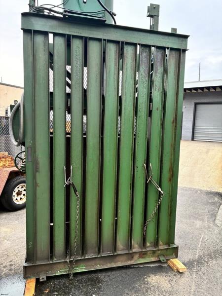 60" x 30" x 48" PTR #2300HD, Vertical Baler, 6" cylinder, 60" x 27" load opening, 10 HP, 480 Volt - Image 2