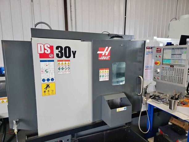 Haas #DS-30Y, CNC Lathe, 31.8" Swing, 23" Machining length, 8" Chuck, 2" Bar, 18" Turning diameter, 30 HP - Image 1