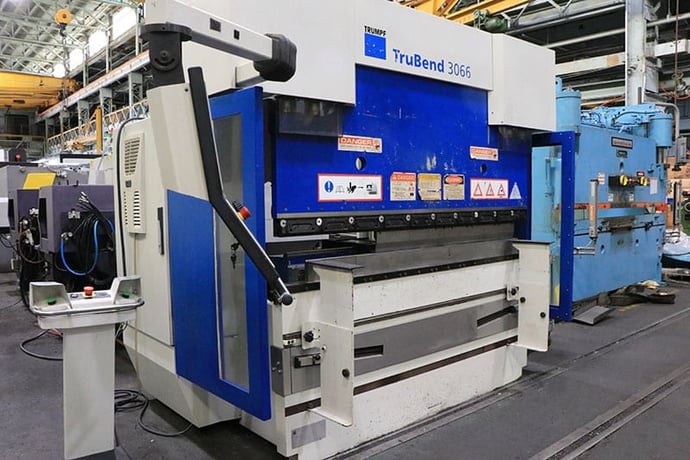 73 Ton, Trumpf #Trubend-3066, hydraulic press brake, 6.8'OA, 93" between housing, 7.87" stroke, 10 HP, 2006 - Image 1