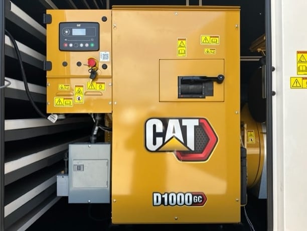 1000 KW Caterpillar #D1000GC, diesel generator set, 277/480 Volts, 3-phase, 1474 HP @ 1800 RPM, C32B engine - Image 8