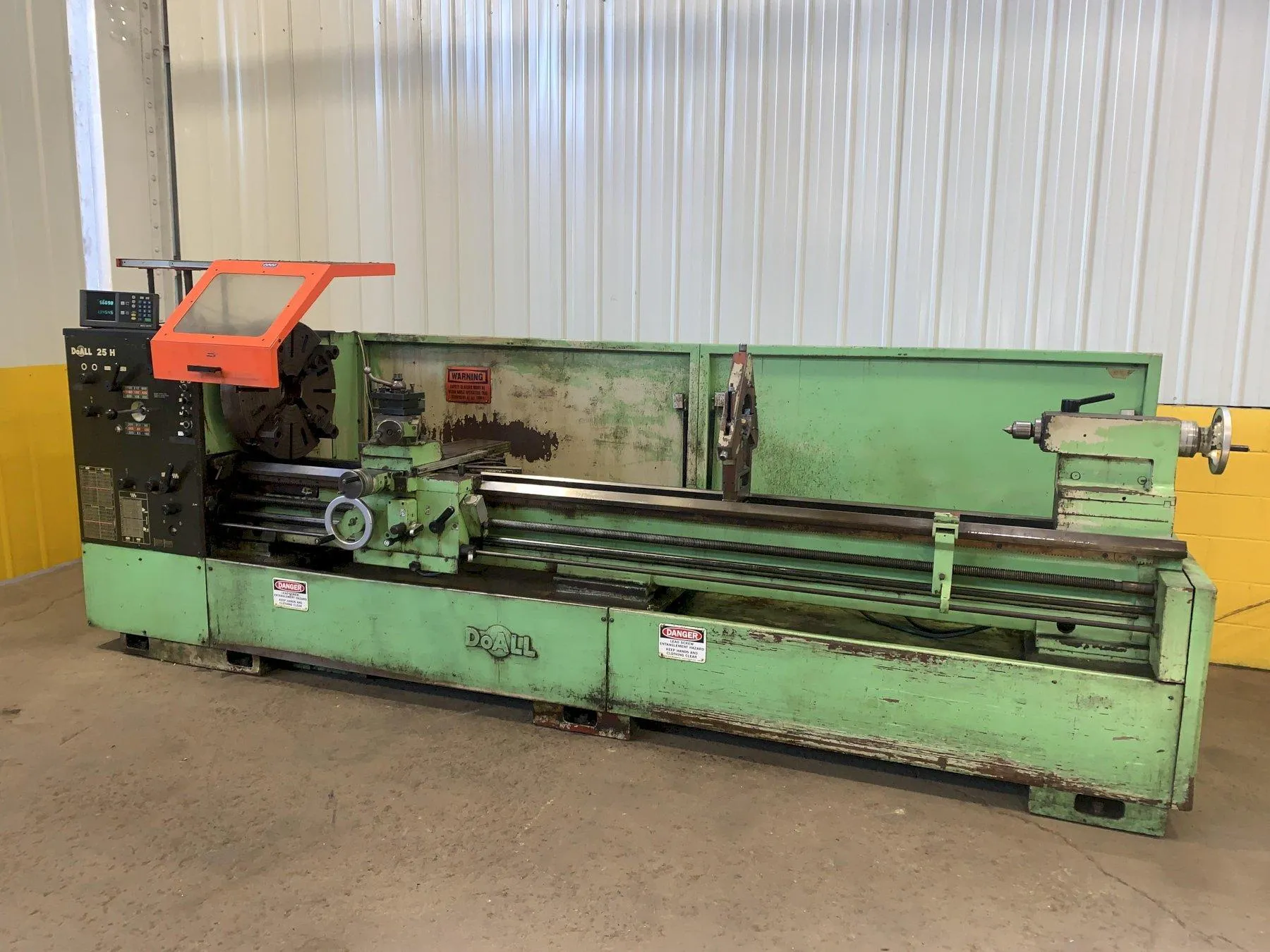 25" x 120" DoAll Romi #25H, Engine Lathe, 4.125" Hole diameter, 6" Steady rest, 15 HP, 1700 RPM - Image 2