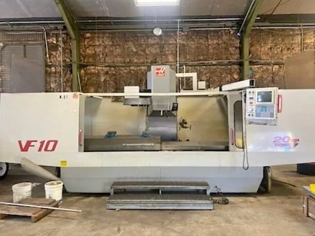 Haas #VF-10, Vertical Machining Center, 120" X, 32" Y, 30" Z, 28" x 120" Table, 20 HP, 7500 RPM, 50 Taper, 24 - Image 1
