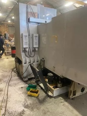 Haas #VF-10, Vertical Machining Center, 120" X, 32" Y, 30" Z, 28" x 120" Table, 20 HP, 7500 RPM, 50 Taper, 24 - Image 3