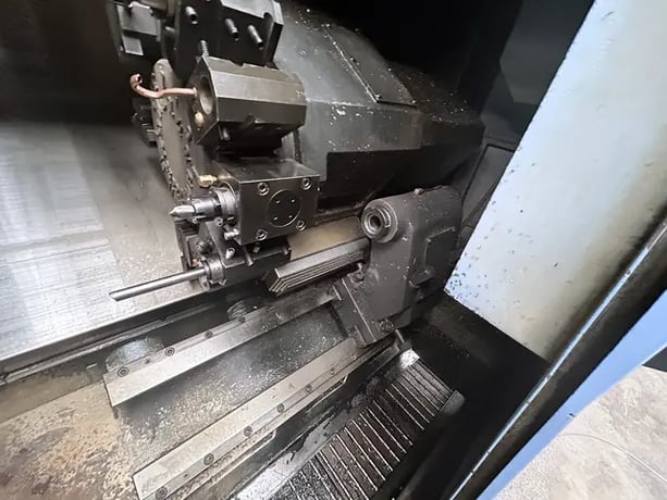 Daewoo Doosan #Lynx-220LMA, CNC lathe, 20" swing, 6" chuck, 2" bar, 9.84" dia., 20" centers, 12 turret, 6000 - Image 5