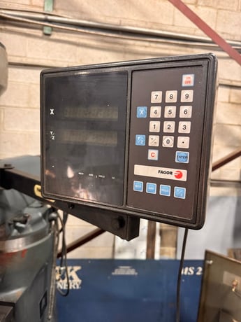 Maximart #2VS, Vertical Milling Machine, 9" x 49" table, 32.9" X, 12" Y, 5" quill travel, 15-3/4" vertical - Image 5