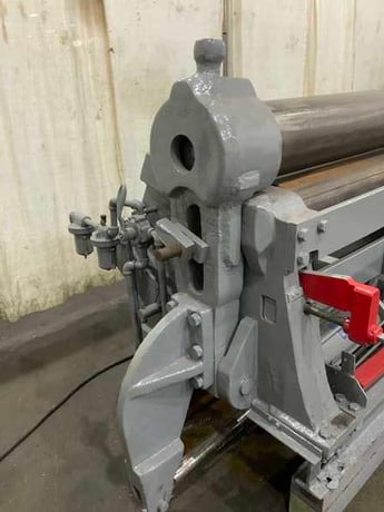 8' x 1/2" Bertsch #9, plate bending roll, 10" roll diameter, vari-speed, 3-roll drive, air drop, motorized - Image 4