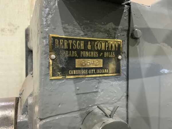 8' x 1/2" Bertsch #9, plate bending roll, 10" roll diameter, vari-speed, 3-roll drive, air drop, motorized - Image 7