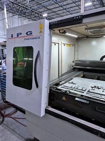 IPG #Lasercube, fiber laser, 4' x4'sheet, 48.25" X, 48.25" Y, 2.9" Z, 4000 watt IPG resonator, IPG chiller - Image 3
