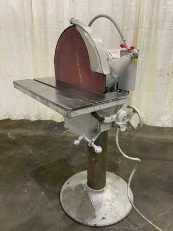 20" State Grinders #D20, pedestal disc sander, 27" x 10-1/2" tilting work table, forward & reverse spindle - Image 8