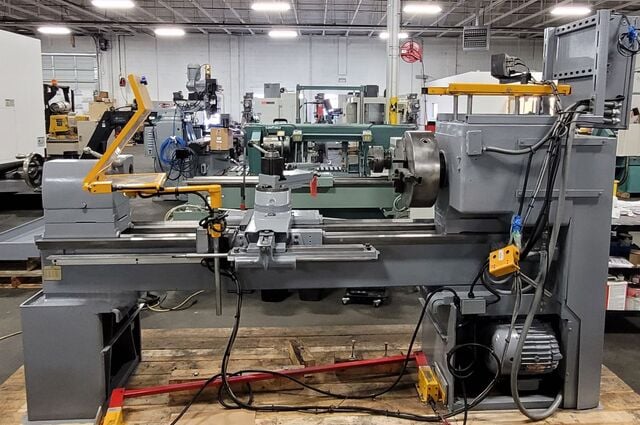 25" x 54" LeBlond #19-Regal, servo shift lathe, 15" swing over cross slide, 15.75" Bison 3-jaw chuck, 2" - Image 4