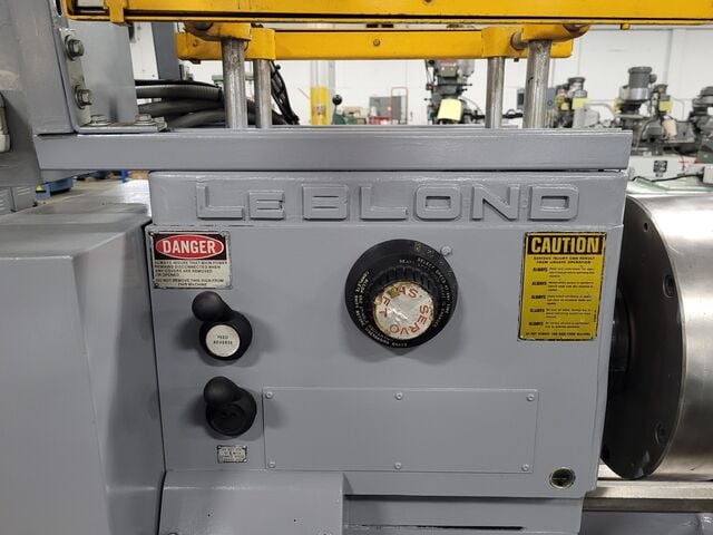 25" x 54" LeBlond #19-Regal, servo shift lathe, 15" swing over cross slide, 15.75" Bison 3-jaw chuck, 2" - Image 8
