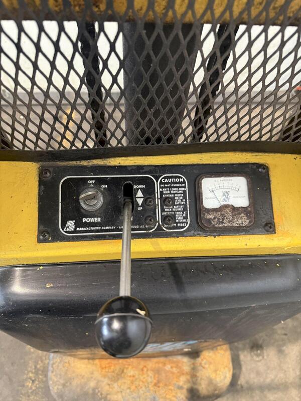 1500 lb. Big Joe #2018-R7, electric walk-behind lift, 18" load center, 69" lift height, 48" fork length, 1999 - Image 4