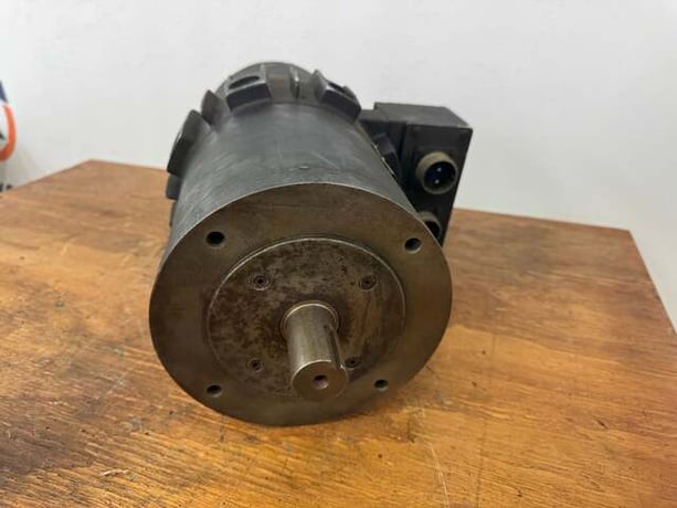 Goulds Servo Motor M231-Y50B-300Y-PS - Variable 3000 RPM - Image 3