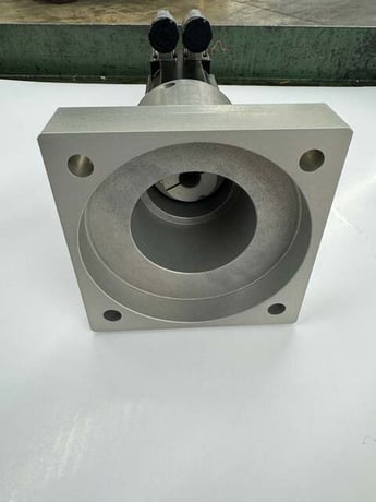 B & R Automation Servo Motor 8JSA32.E9030D200-0 - Variable 3000 RPM - Image 3