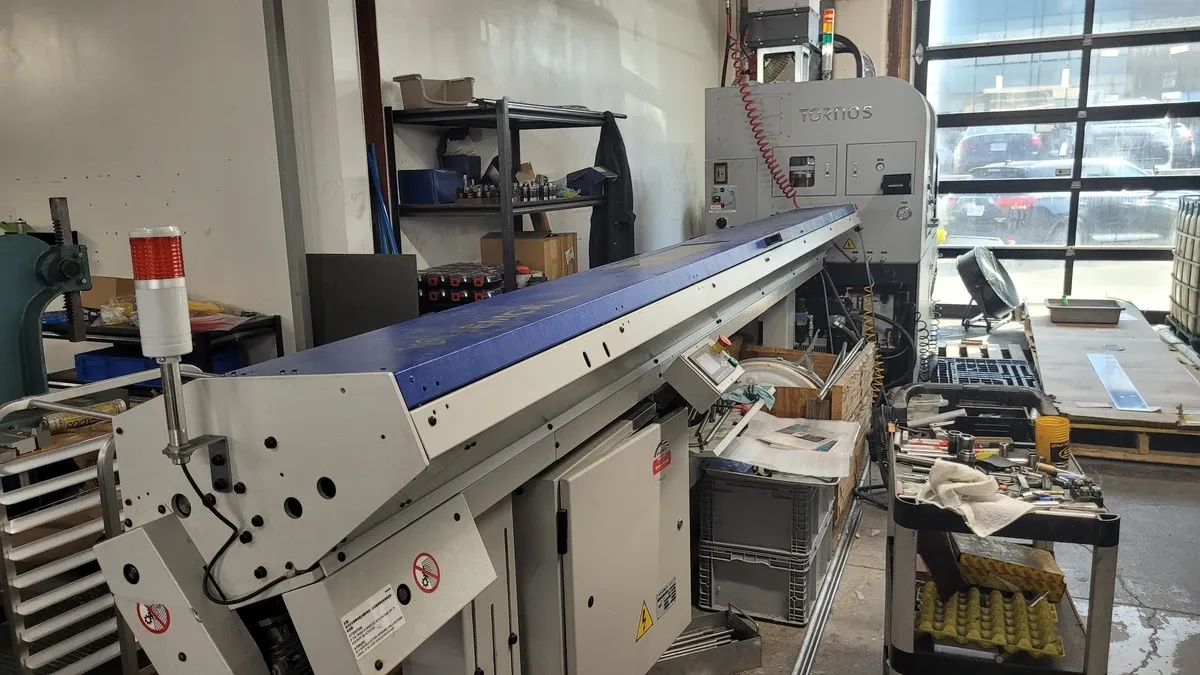 Tornos #Swiss-GT-26, CNC lathe, 1" diameter, Fanuc 31iB, 12' Iemca 325/12 sliding headstock barfeed, 2021 - Image 7