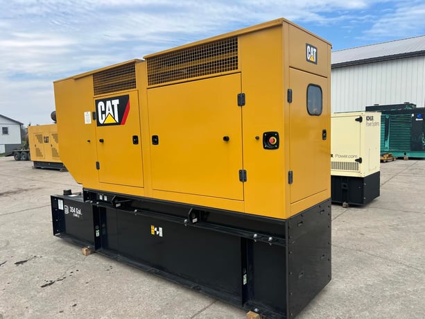 175 KW Caterpillar #D175-2, Diesel Generator Set, 275 HP CAT engine, 1800 RPM, circuit breaker, 277/480 - Image 3