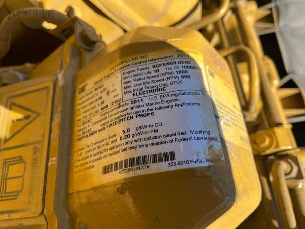 1300 HP Caterpillar #3512C, Marine Propulsion Engine Cores, Keel Cooling, 50K Hours, 2011 - Image 6