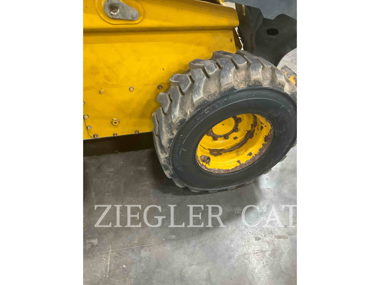 Deere & Co. 332G, Skid Steer Loader, 2551 hours, S/N: 1T0332GMPLF370548, 2020 - Image 8