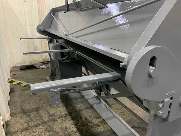 10 gauge x 10' Dreis & Krump #64, power box & pan brake, manual clamping, forward/reverse, 3 HP - Image 3
