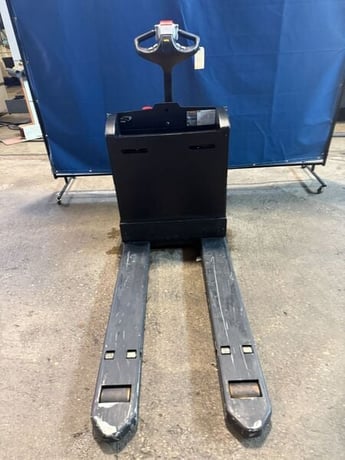 4500 lb. Yale #MPB045VG, electric walkie pallet jack, 48" forks, 2014 - Image 10
