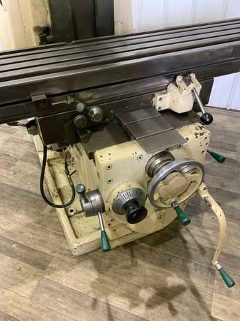Kearney & Trecker #307-S12, horizontal mill, 62-1/2" x 12" table, #50 NS, overarm support, coolant - Image 2