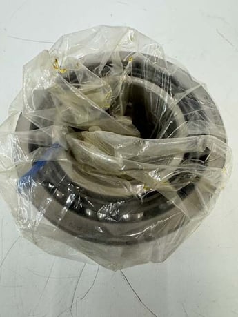 SKF 7213 Bearing - 65mm ID x 120mm OD x 23mm Width - New - Image 4