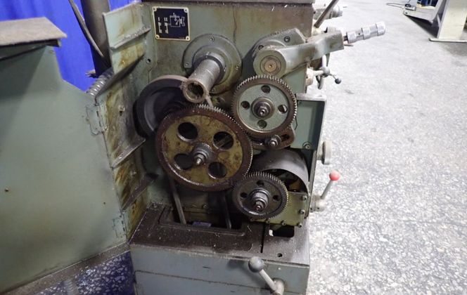 12.5" x 30" Edelstaal #PRN-12-1/2, Lathe, w/Tail Stock, Compound Rest, & digital read out, 1" Bore - Image 8