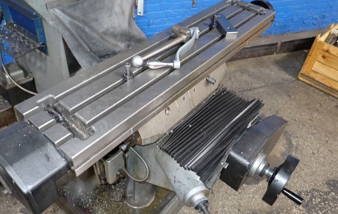 Sharp, Vertical Mill, 9" x 42" Table, 3 HP, 1720 RPM, 220/440 V - Image 3