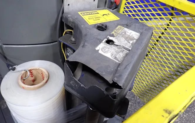 Lantech Inc. #Q200, Stretch Wrapping Machine, 47" capacity, 90" height, 0.96 kW, 1750 RPM, 115 V - Image 4