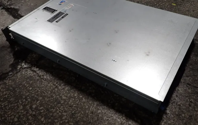 Dell Inc. #WMTE01, Rack Workstation, 9 Amps, 100-240 V - Image 7