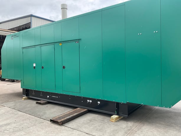 750 KW Cummins #C750N6, natural gas generator set, 277/480 Volts, 3-phase, GTA50E engine, 2026, new - Image 2