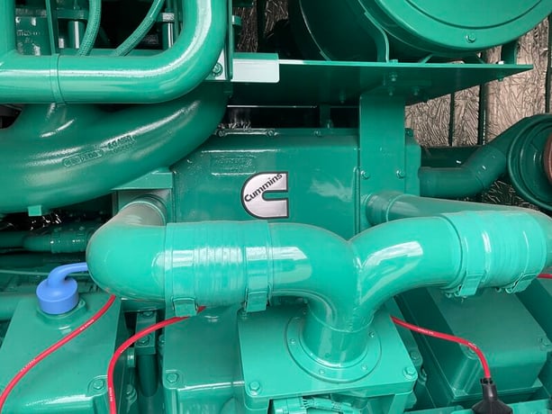 750 KW Cummins #C750N6, natural gas generator set, 277/480 Volts, 3-phase, GTA50E engine, 2026, new - Image 6