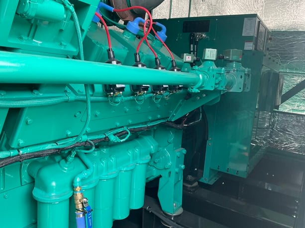 750 KW Cummins #C750N6, natural gas generator set, 277/480 Volts, 3-phase, GTA50E engine, 2026, new - Image 7