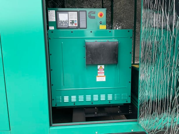 750 KW Cummins #C750N6, natural gas generator set, 277/480 Volts, 3-phase, GTA50E engine, 2026, new - Image 8