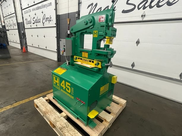 3" x 3" x 3/8" Uni-Hydro #45-14, 3-Station Hydraulic Ironworker, 45 ton, 14" bar shear, 6" throat depth - Image 3