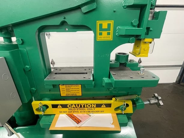 3" x 3" x 3/8" Uni-Hydro #45-14, 3-Station Hydraulic Ironworker, 45 ton, 14" bar shear, 6" throat depth - Image 9