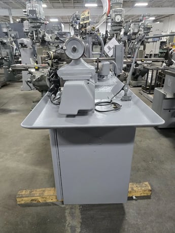 11" x 18" Hardinge #HLV-H, Wide Bed Tool Room Lathe, 5.75" swing over cross slide, 1.5 HP, 3000 RPM (2 - Image 4