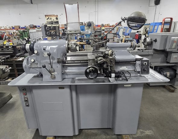 11" x 18" Hardinge #HLV-H, Wide Bed Tool Room Lathe, 5.75" swing over cross slide, 1.5 HP, 3000 RPM (2 - Image 9