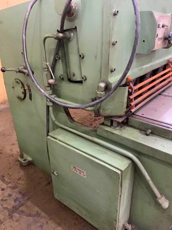 1/4" x 10' Summit #10250, hydraulic squaring shear, 31-1/2" front operated power back gauge, 12" throat, 15 - Image 6