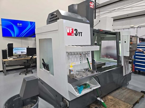Haas #VF-3YT, Vertical Machining Center, 3-Axis, 40" X, 26" Y, 25" Z, 25" x 54" Table, 30 HP, 8100 RPM, CAT - Image 1