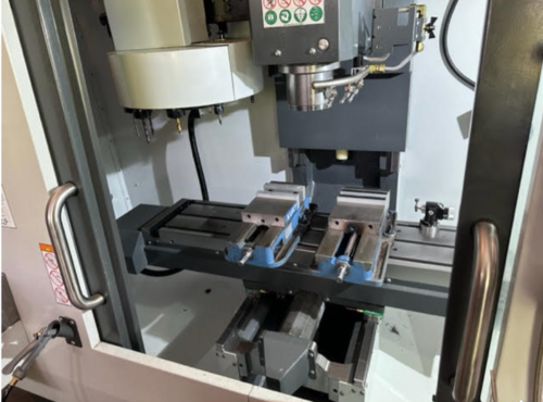 Haas #TM-1P, Vertical Machining Center, 3-Axis, 30" X, 12" Y, 16" Z, 10.5" x 47.75" Table, 7.5 HP, 6000 RPM - Image 3