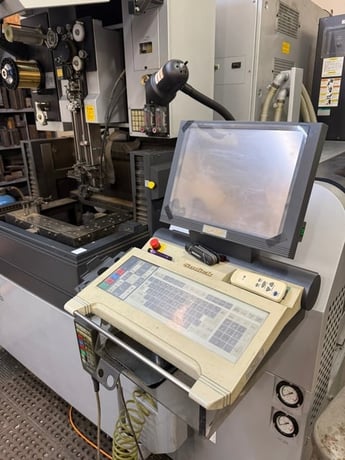 Sodick #AQ327L, Wire Electrical Discharge Machine, 14.5" X, 10.6" Y, 9.8" Z, 770 lbs. Work piece, 200/220 - Image 3