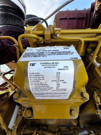 800 KW Caterpillar #3508, diesel generator set, 600 Volts, 3-phase, Kato 6P6-2150 generator end, 2004 - Image 2