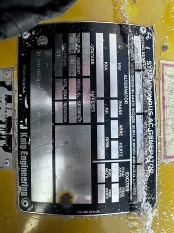 800 KW Caterpillar #3508, diesel generator set, 600 Volts, 3-phase, Kato 6P6-2150 generator end, 2004 - Image 3