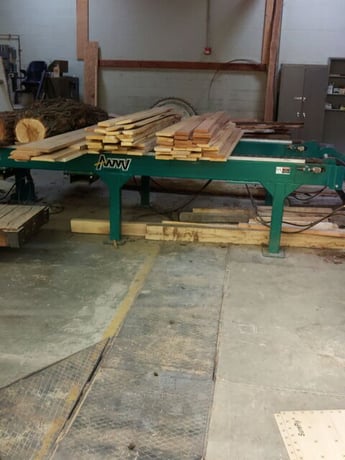 Wood-mizer #LT300, sawmill, w/ Twin Blade Edger, log deck, 300 hours, 2006 - Image 5