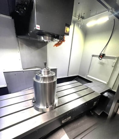 DN Solutions #DNM-5700, CNC vertical machining center, 41" X, 22" Y, 20" Z, 12000 RPM, 25 HP, CAT-40, 30 - Image 4