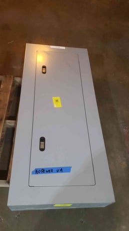 250 Amp. Siemens P3 #P3F56ML250ABS, Panelboard, HEB3B125/HEB3B020 Breakers, 3 Phase, 480 Volts - Image 2
