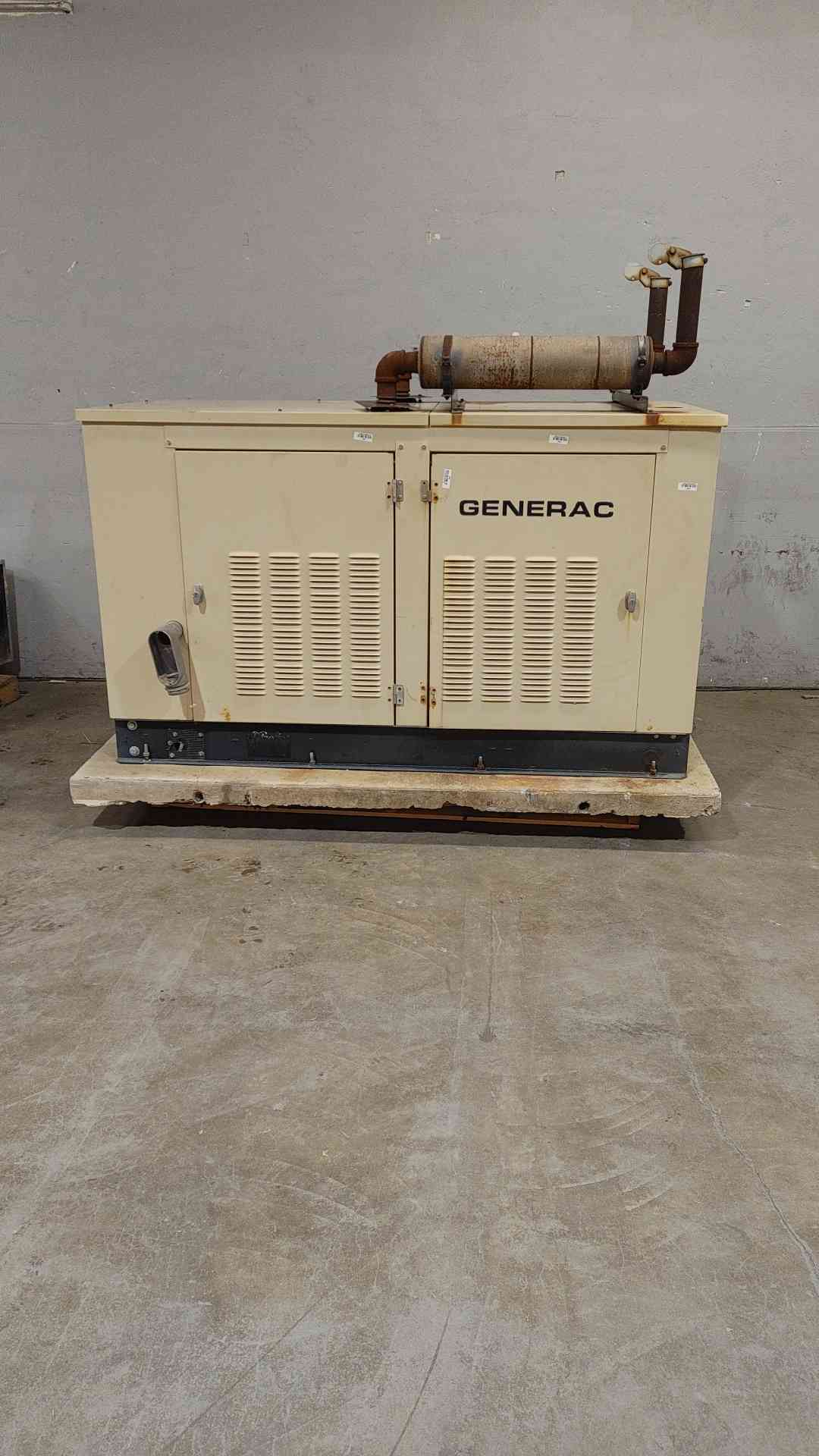 35 KW Generac #SG035, Natural Gas / LP Generator, 1 Phase, 120/240 Volts, 1214 Hrs, Tested - Image 3
