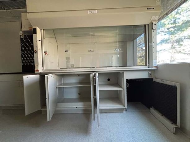 Fisher Hamilton " Concept", Fume Hood, Polymer Lining, Epoxy Work Bench, 8' width, A Condition - Image 2