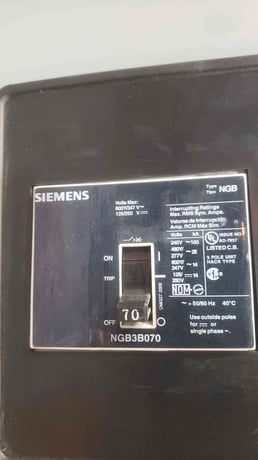 Siemens SB3, Switchboard, 45 KVA Transformer, P1 Panelboard, NGB Breakers, 480 Volts, 3 Phase, 2010 - Image 7